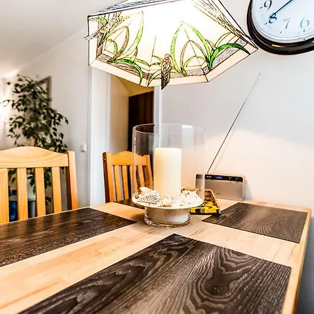 Design In Mit Terrasse